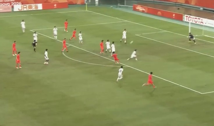 半场-U23国足1-0泰国 彭啸造乌龙毛伟杰大单刀失良机 半场-U23国足1-0泰国 彭啸造乌龙毛伟杰大单刀失良机